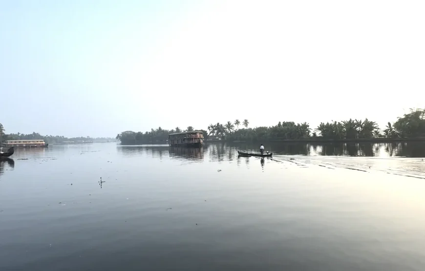 Vagamon, Thekkady & Alleppey 5D/4N Standard Package
