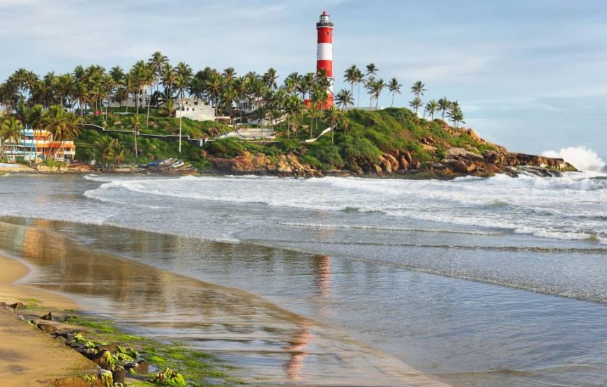 Kovalam 2D/1N Deluxe Honeymoon Package