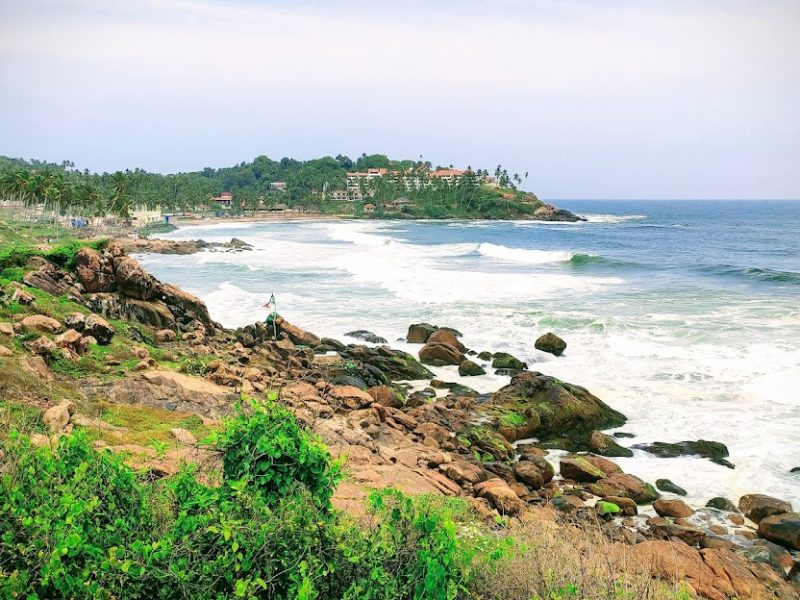 Kovalam 2D/1N Luxury Honeymoon Package