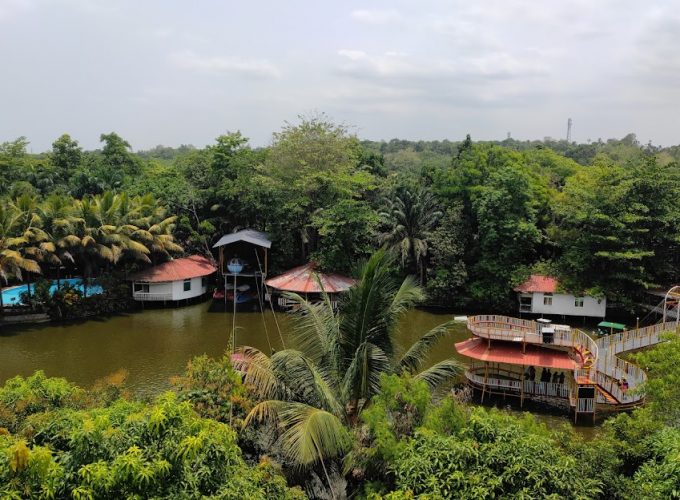 Kumarakom honeymoon package budget