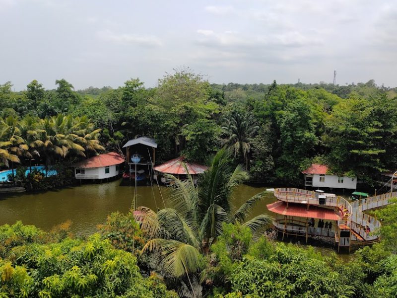Kumarakom honeymoon package budget