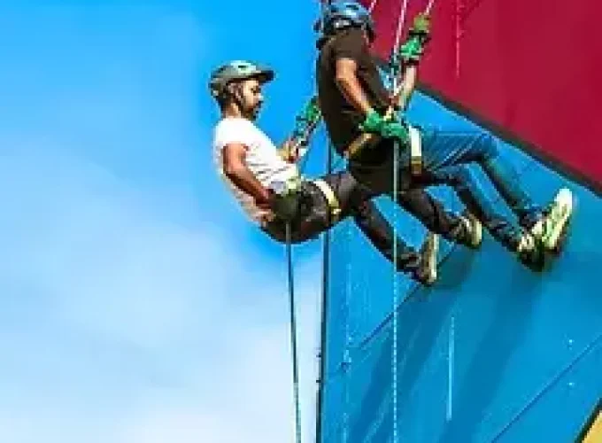 Rappelling