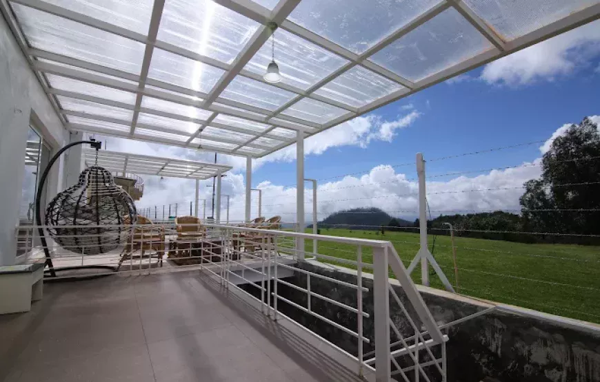 Family Room Non View