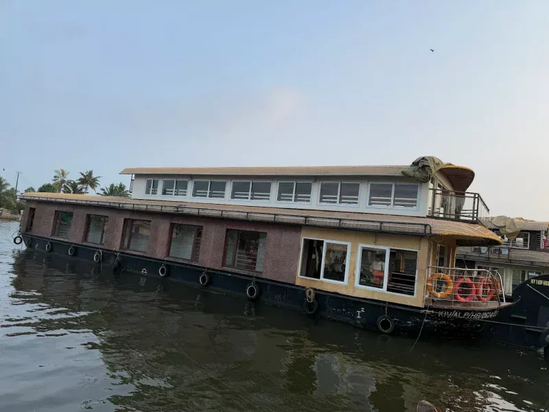 Alleppey Premium House Boat Tour Package