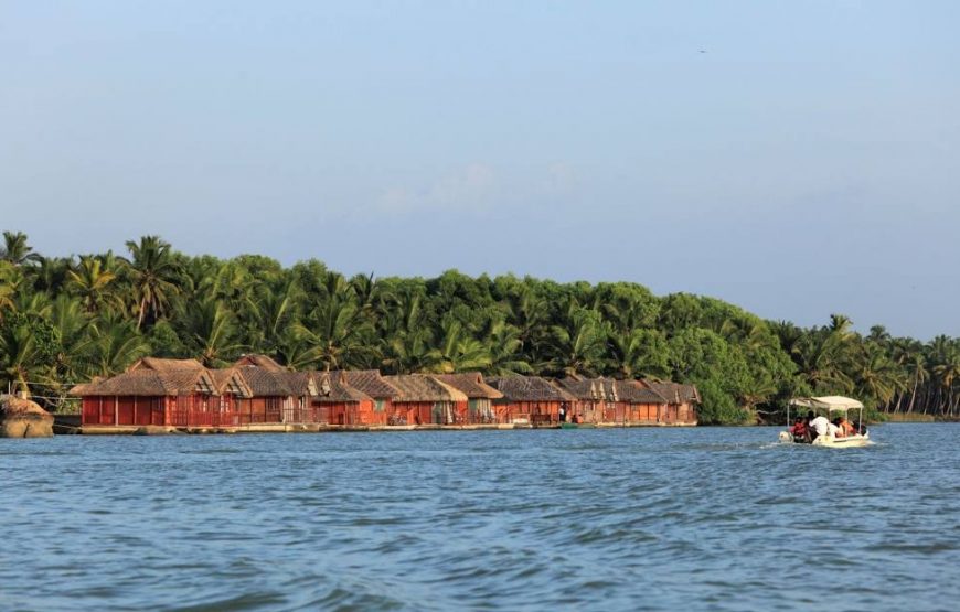 Poovar Island 2D/1N Deluxe Honeymoon Package