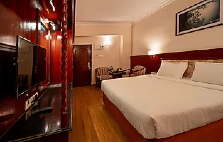 REGAL ( DELUXE ROOM)