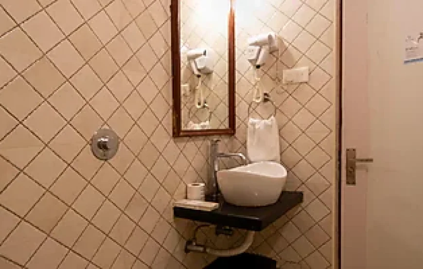 RENAISSANCE TRIPLE BED