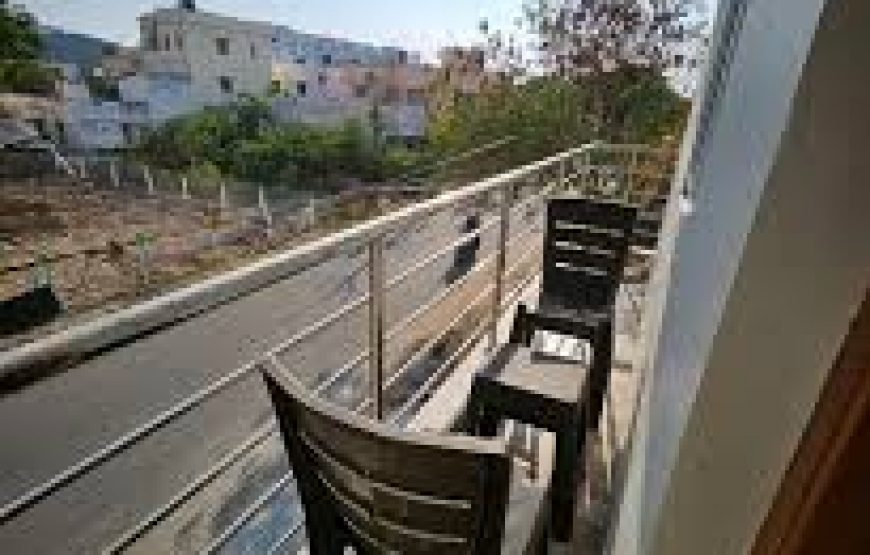 King Room With Balcony