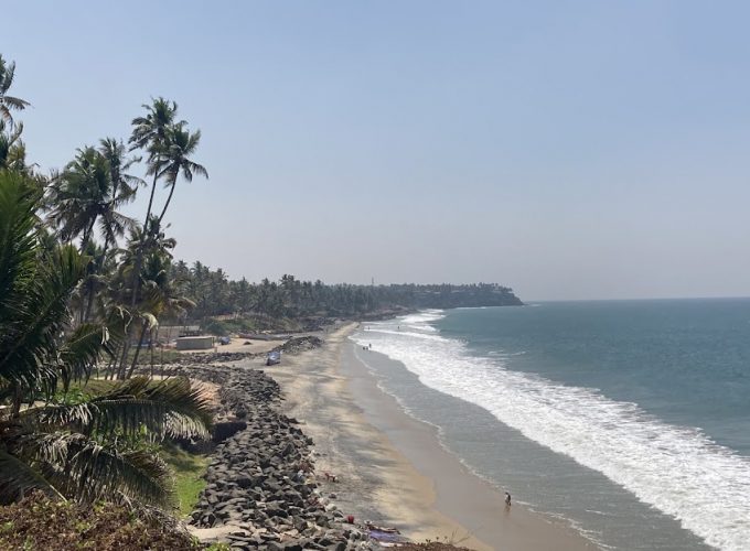 Varkala 2D/1N Deluxe Honeymoon Package
